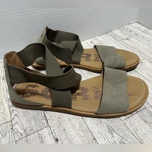 SOREL Ella Flat Sandal - Women's 9